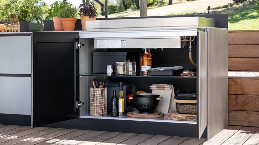 Meuble plancha avec rangements intégrés