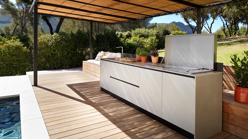 Cuisine d'extérieur sur terrasse