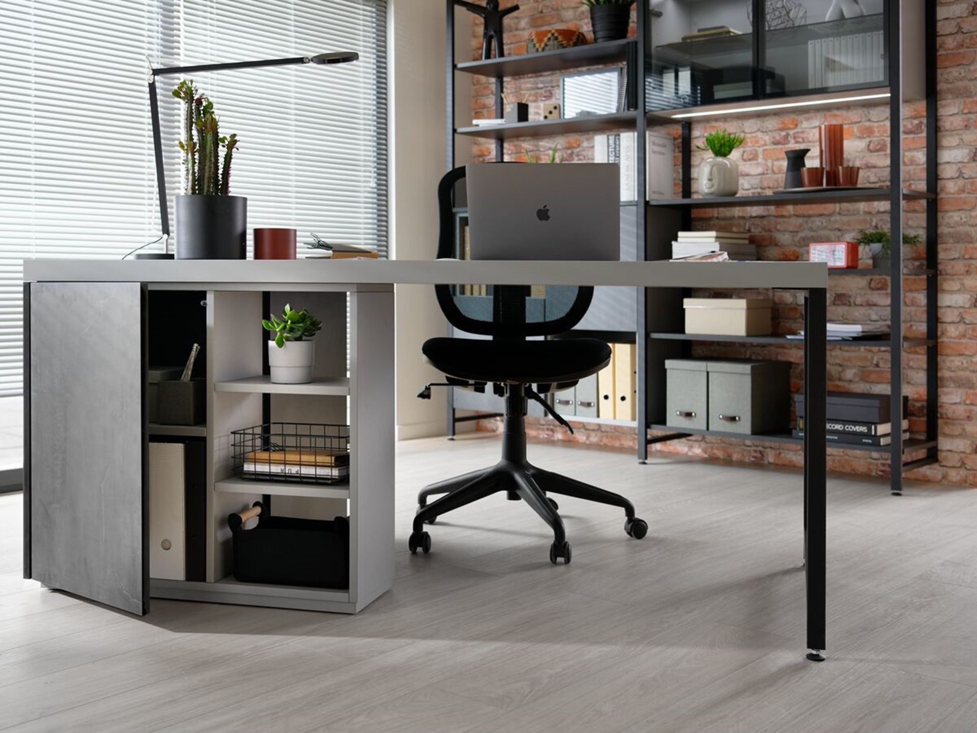 Bureau gris avec rangements double face